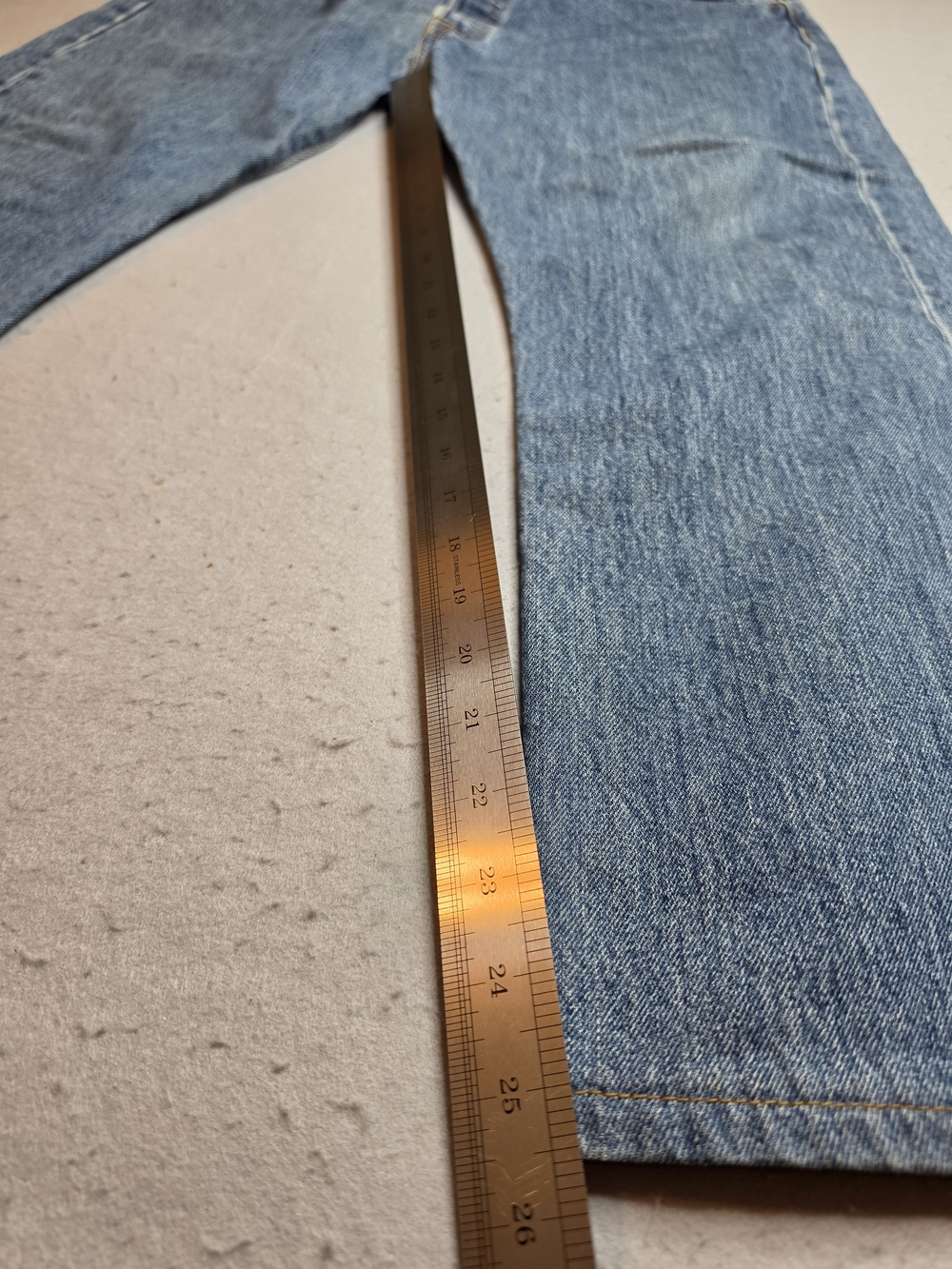 Levi's Light Blue Straight Leg Jeans 501 Button Fly W38 L29 - Picture 7 of 7